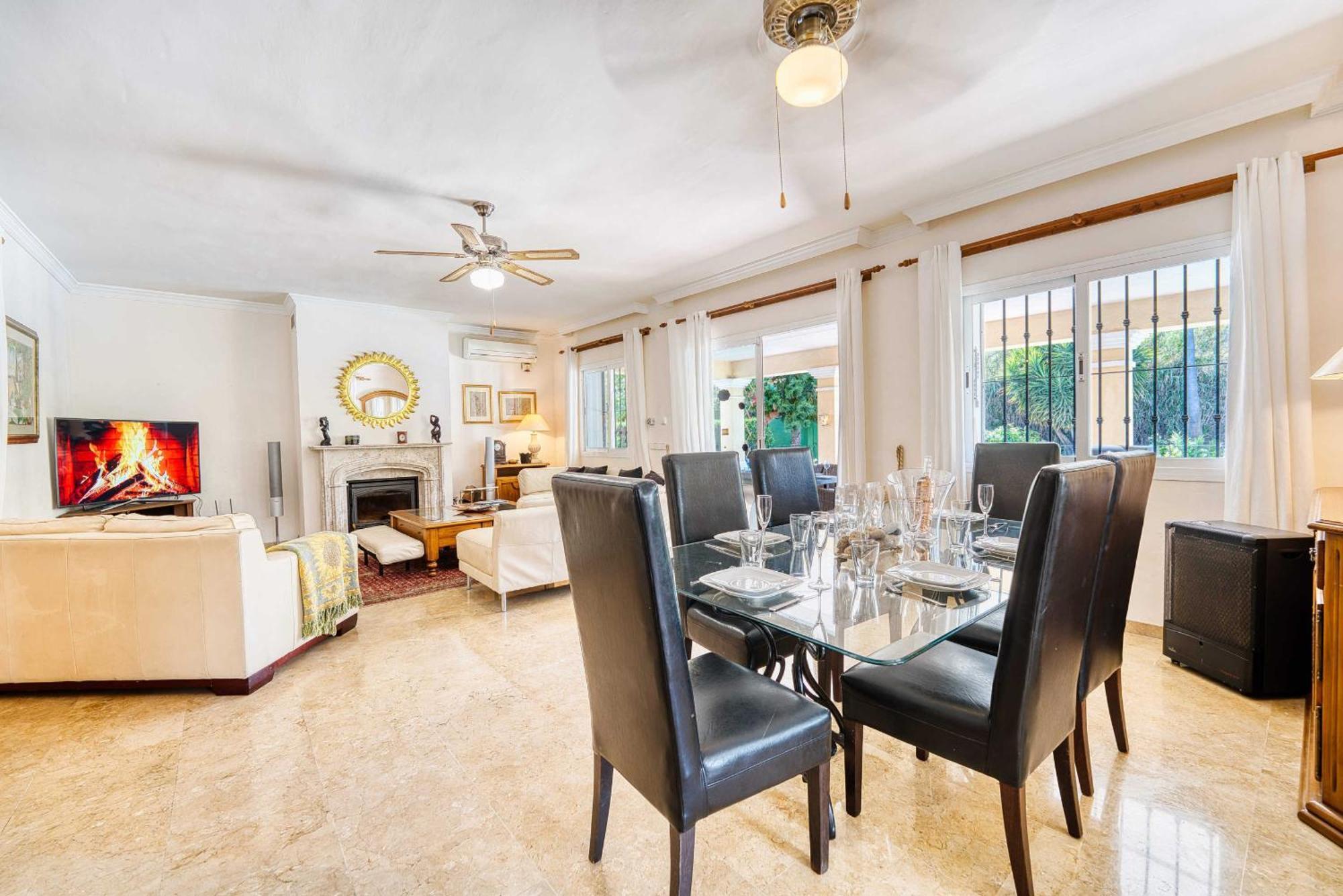 1106 Marbella Large Family Villa エステポナ エクステリア 写真