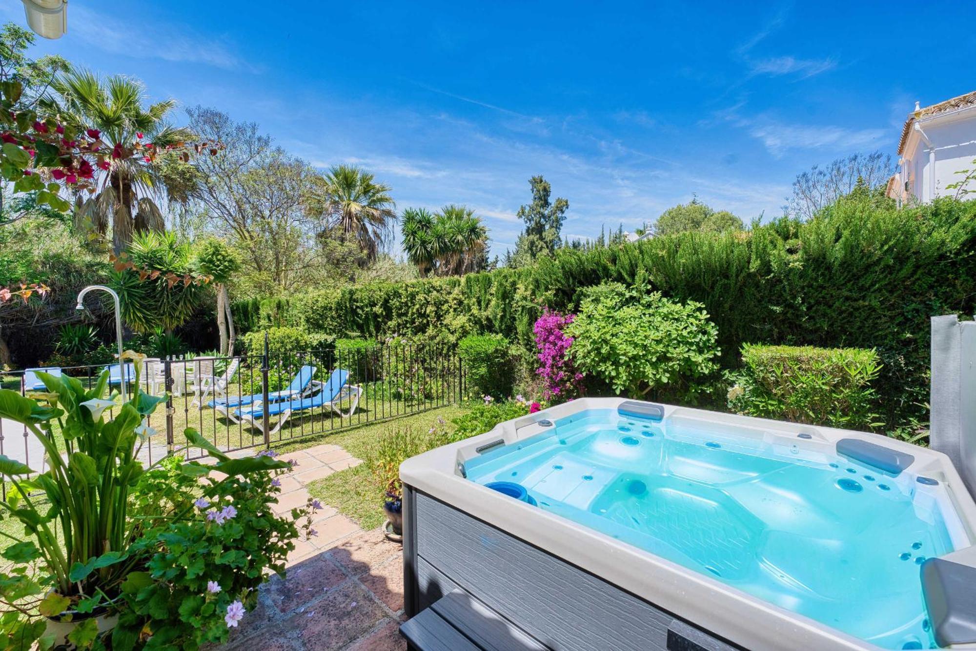 1106 Marbella Large Family Villa エステポナ エクステリア 写真